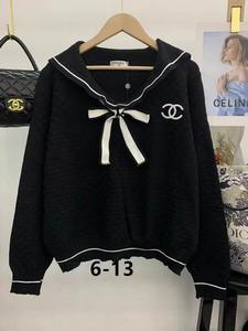 Chanel Women's Sweater 186